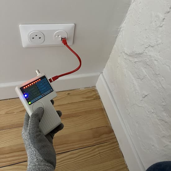 dépannage électrique d'une prise de courant à Bayonne