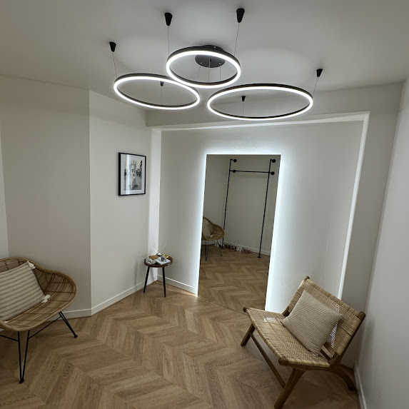 rénovation des luminaires dans une boutique à la rochelle